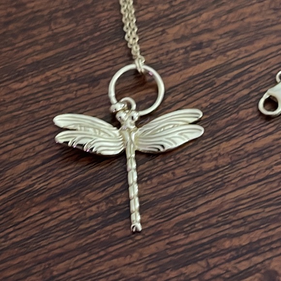 14K Gold dragonfly / Butterfly necklace (NWOT) Amazing detail - Picture 3 of 6